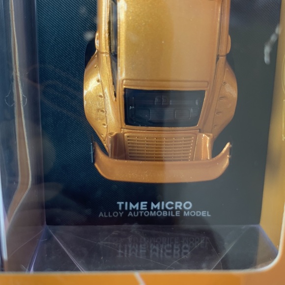 Collectible item Time Model X Somodel Porsche 911 993 RWB Gold Edition 1:64 - Picture 6 of 9